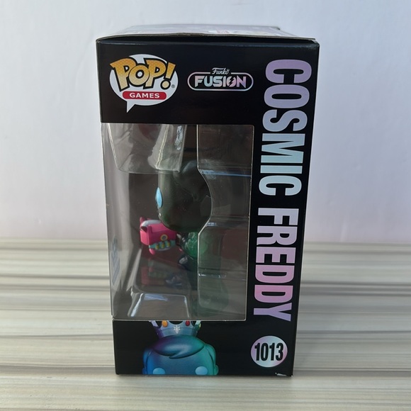 Funko Fusion POP Cosmic Freddy Funko Exclusive  #1013 New Ships with protector - Picture 2 of 7